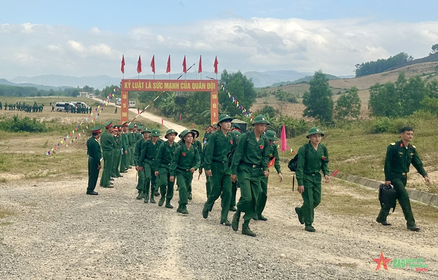 Ngày đầu nhập ngũ